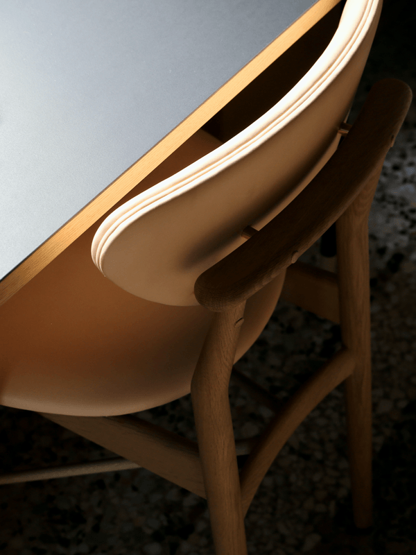 Chaise en bois de chêne