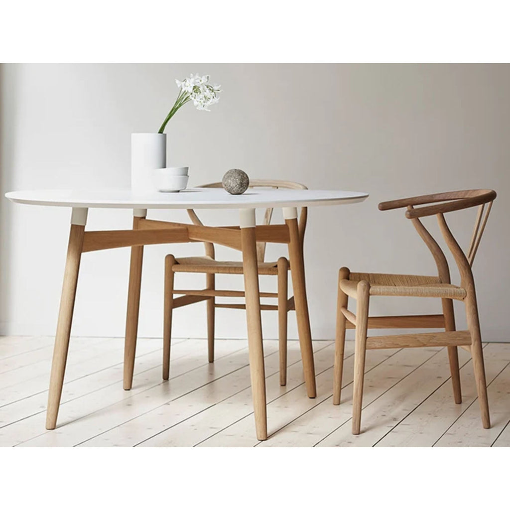 Table ronde de salle à manger